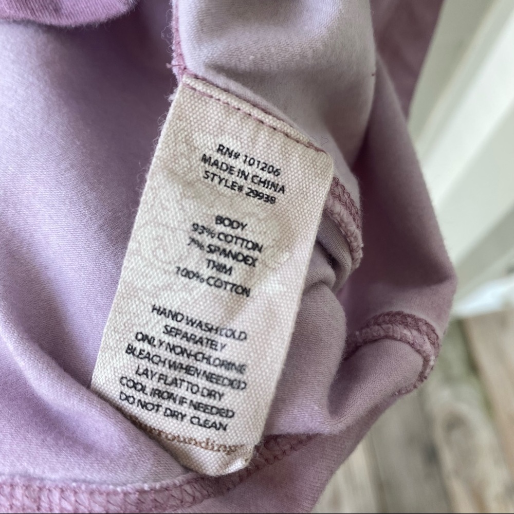 SOFT SURROUNDINGS V Neck Lavender Top - Picture 9 of 9